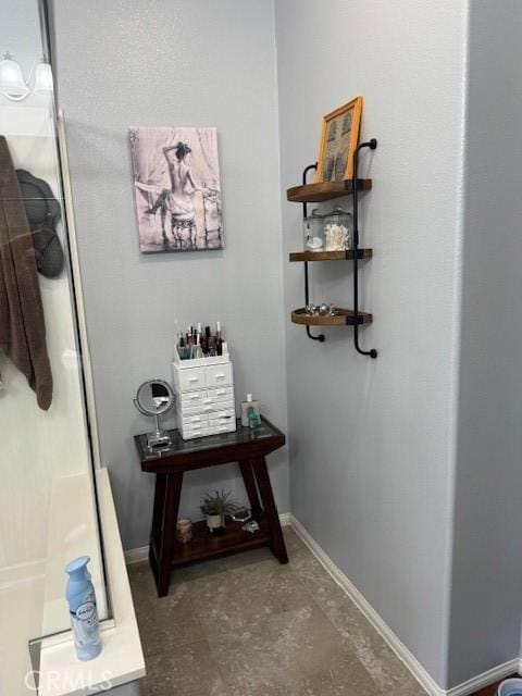 16001 Chase Rd Unit 111, Fontana, CA 92336 - view of hall