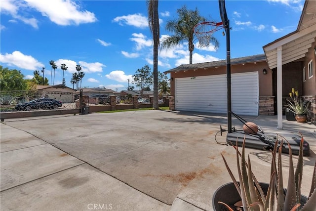 1109 Broadmoor Ave, La Puente, CA 91744 - view of patio featuring driveway