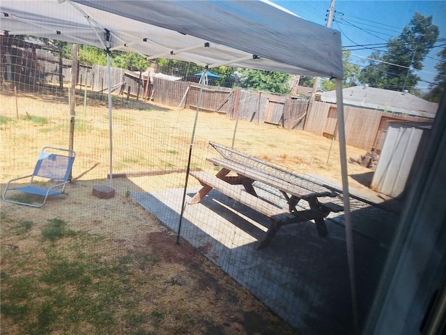3424 Christie Ct, Sacramento, CA 95838 - view of fenced backyard