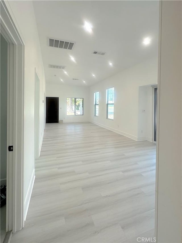 1295 E Whittier Ave, Hemet, CA 92543 - unfurnished room featuring light wood-style flooring and recessed lighting