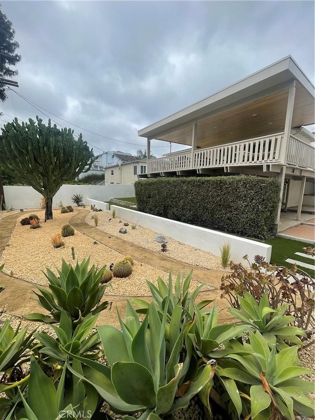 3273 Tilden Ave, Los Angeles, CA 90034 - view of yard
