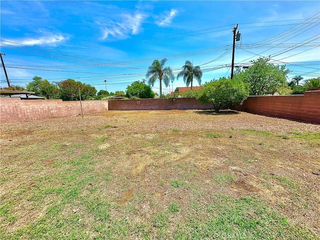 4727 Wilson St, Chino, CA 91710 - view of yard