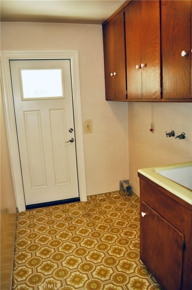 1230 N Mountain Ave, Claremont, CA 91711 - laundry room with cabinet space and washer hookup
