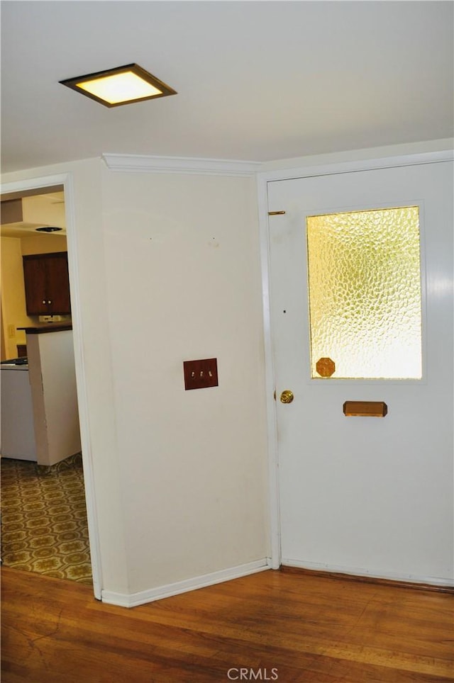 1230 N Mountain Ave, Claremont, CA 91711 - corridor featuring wood finished floors and baseboards