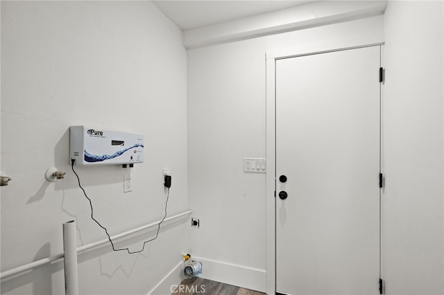 33 Seton Rd, Irvine, CA 92612 - laundry room with hookup for a gas dryer and wood finished floors