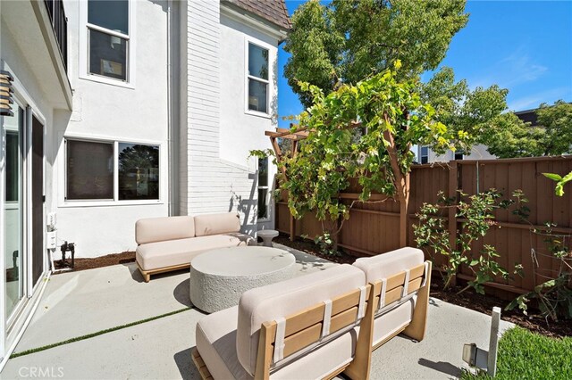33 Seton Rd, Irvine, CA 92612 - view of patio / terrace featuring an outdoor hangout area