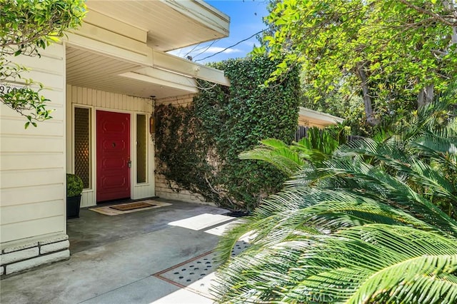 9700 Nita Ave, Chatsworth, CA 91311 - entrance to property