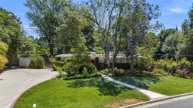 9700 Nita Ave, Chatsworth, CA 91311 - view of obstructed view of property