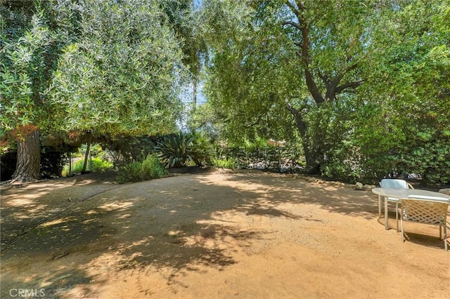 9700 Nita Ave, Chatsworth, CA 91311 - view of yard