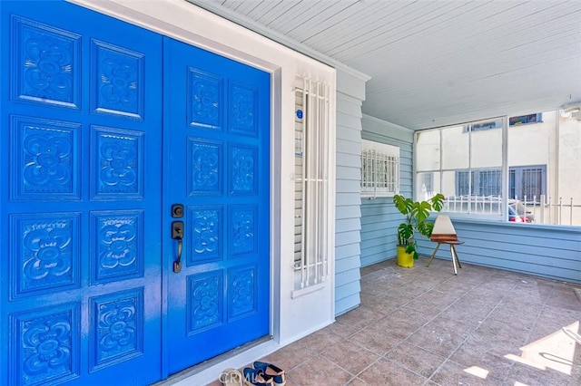 715 S Norton Ave, Los Angeles, CA 90005 - entrance to property featuring covered porch