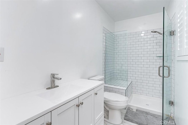 715 S Norton Ave, Los Angeles, CA 90005 - full bath with a stall shower and vanity