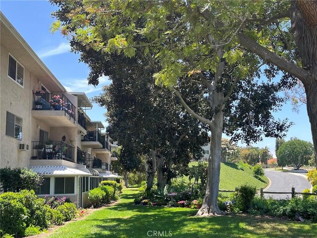 5368 Algarrobo Unit 2F, Laguna Woods, CA 92637 - view of grassy yard
