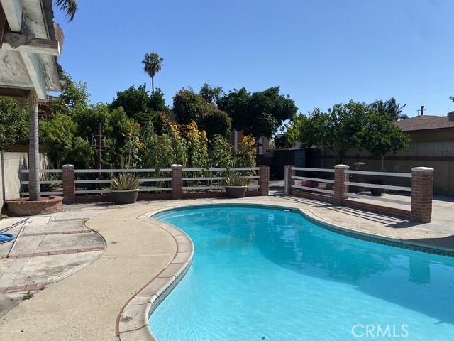 4100 Clara St, Cudahy, CA 90201 - photo 16