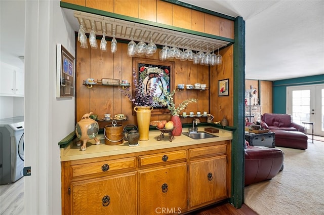 1924 E Rancho Culebra Dr, Covina, CA 91724 - indoor wet bar featuring washer / clothes dryer and carpet floors
