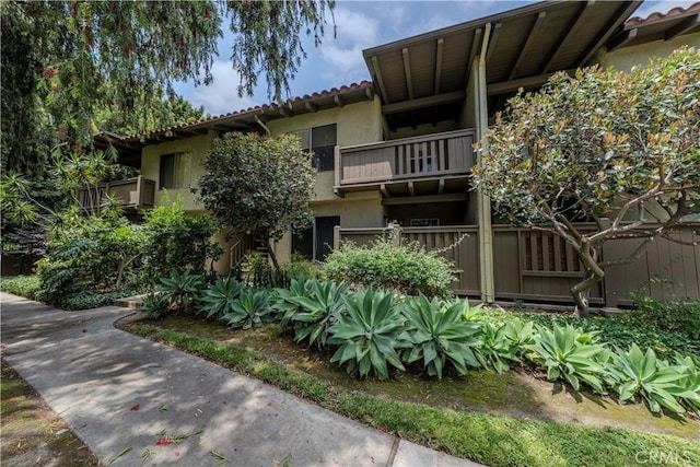 1345 Cabrillo Park Dr Unit B12, Santa Ana, CA 92701 - surrounding community