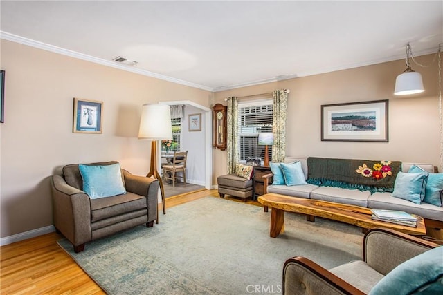 1107 Chestnut Ave, Redlands, CA 92373 - living area featuring ornamental molding and wood finished floors