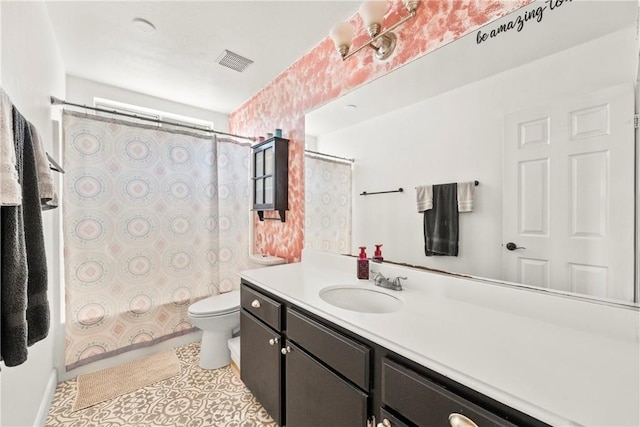 43611 Modena Dr, Temecula, CA 92592 - full bath featuring vanity and a shower with shower curtain