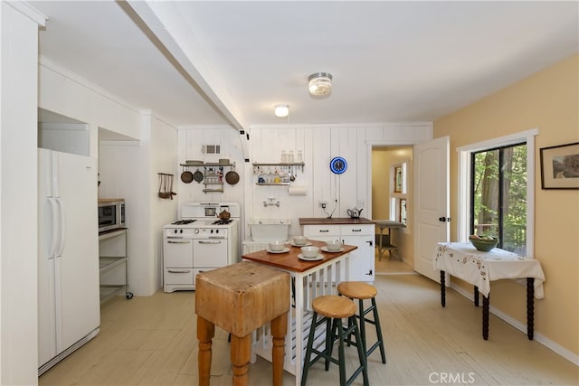 425 Blue Jay Canyon Rd, Blue Jay, CA 92317 - view of dining room