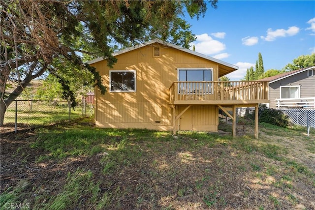 14526 Hardtree Dr, Lake Hughes, CA 93532 - rear view of house featuring a deck