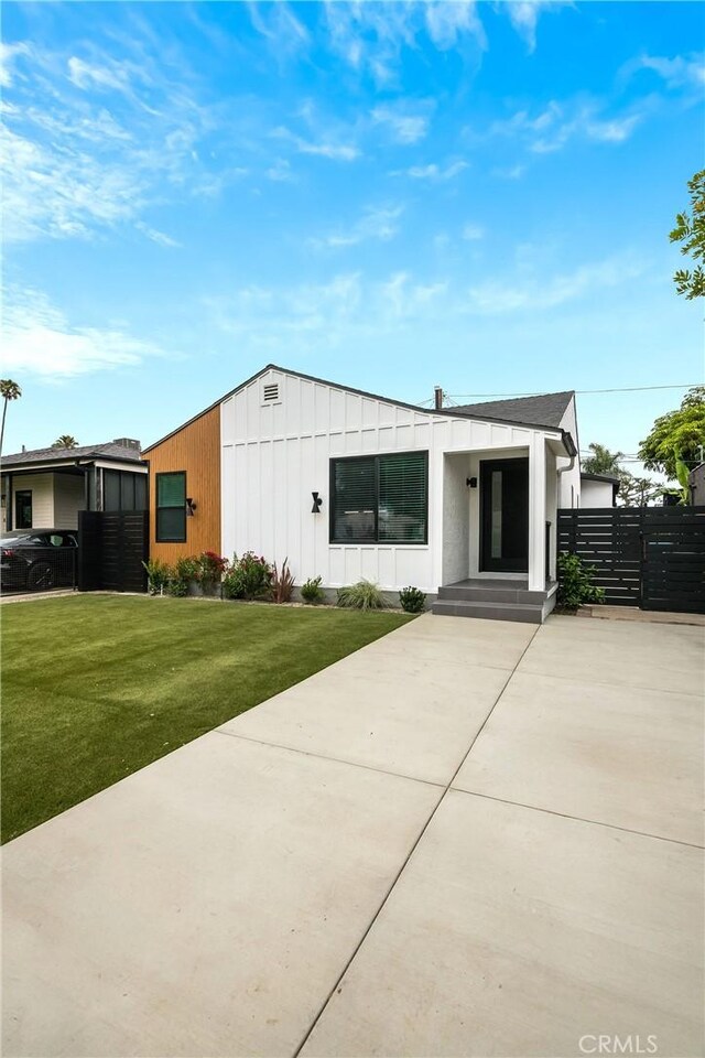 12520 Gilmore Ave, Los Angeles, CA 90066 - photo 36