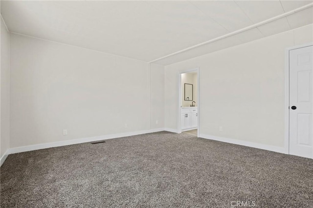 4369 Amador Rd, Phelan, CA 92371 - empty room with carpet floors