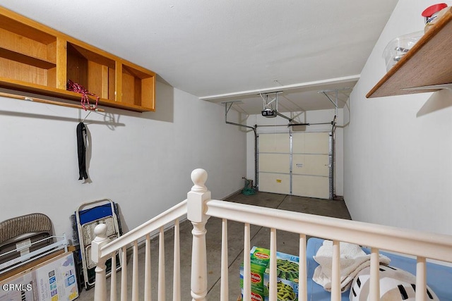 1430 Windshore Way, Oxnard, CA 93035 - garage with a garage door opener