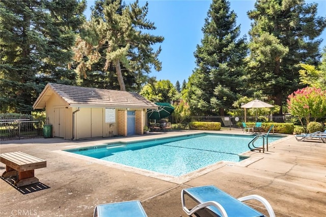 31 Pebblewood Pines Dr, Chico, CA 95926 - community pool with a patio and view of scattered trees