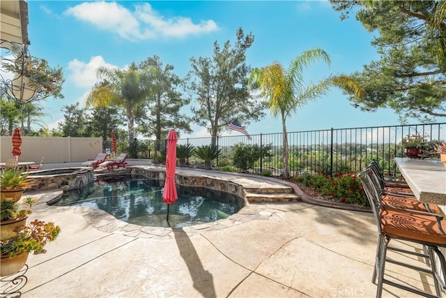 32872 Northshire Cir, Temecula, CA 92592 - view of pool with a patio area, a fenced backyard, and a pool with connected hot tub