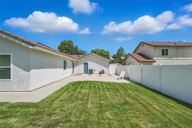 15144 Poppy Meadow St, Canyon Country, CA 91387 - view of yard with a patio area