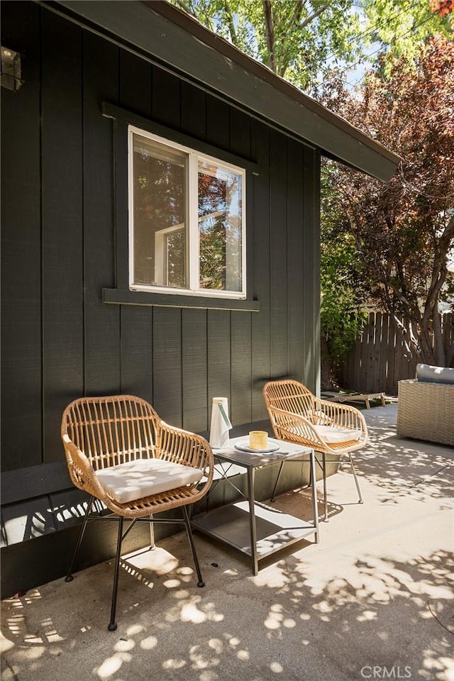345 Maple Dr, Lake Arrowhead, CA 92352 - view of patio