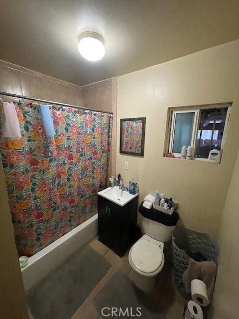 8014 Morton Ave, Los Angeles, CA 90001 - bathroom with vanity and shower / bath combo with shower curtain
