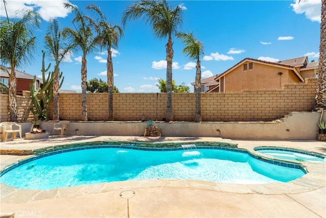 36536 Jenna Ln, Palmdale, CA 93550 - view of pool featuring a pool with connected hot tub and a patio area