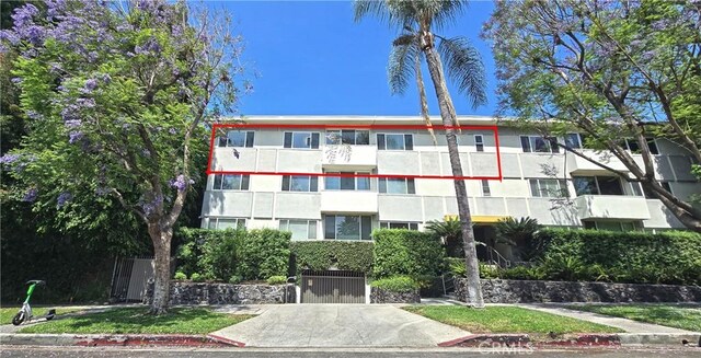 1525 N Hayworth Ave Unit 304, Los Angeles, CA 90046 - view of apartment building / complex