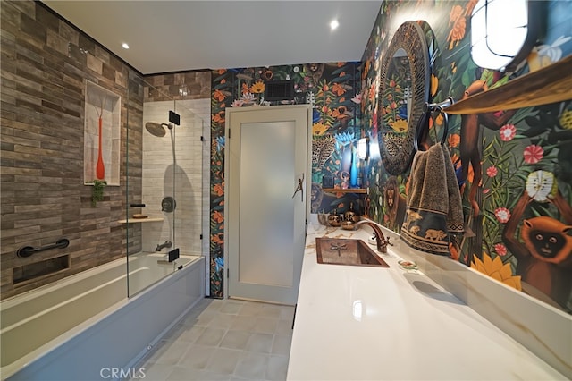 1525 N Hayworth Ave Unit 304, Los Angeles, CA 90046 - bathroom featuring tub / shower combination, recessed lighting, and wallpapered walls