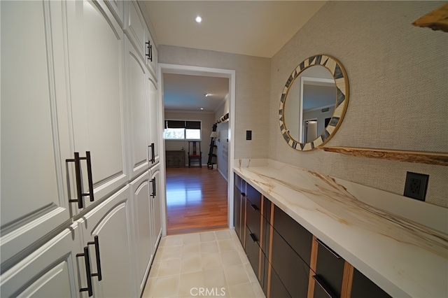 1525 N Hayworth Ave Unit 304, Los Angeles, CA 90046 - hall featuring recessed lighting and light wood finished floors