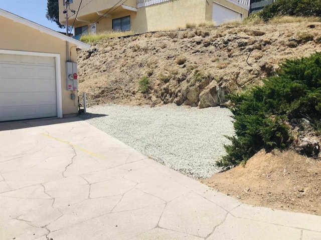 1230 Ramona Ave, Spring Valley, CA 91977 - garage with driveway