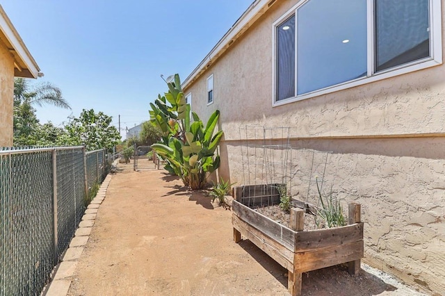 1230 Ramona Ave, Spring Valley, CA 91977 - view of patio