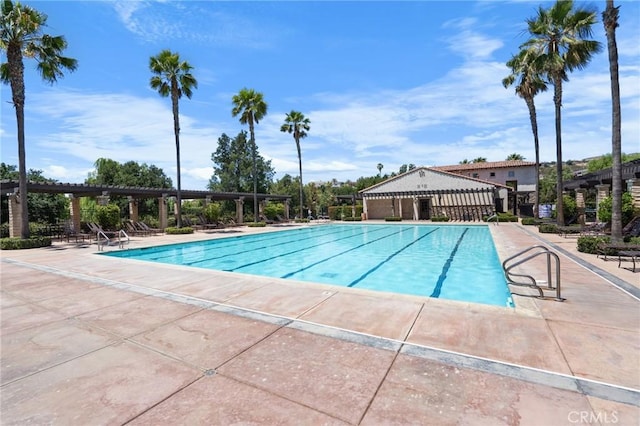 24058 Via Vis, Valencia, CA 91354 - view of community pool