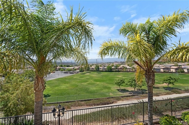 24058 Via Vis, Valencia, CA 91354 - surrounding community