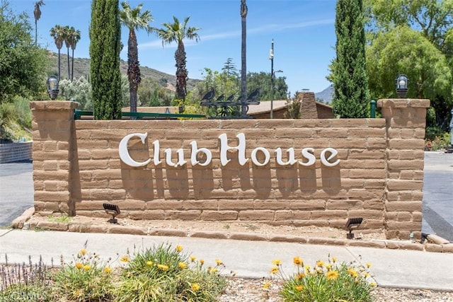 3331 Via Altamira, Fallbrook, CA 92028 - community / neighborhood sign featuring a mountain view