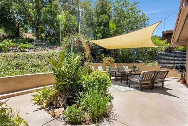 3331 Via Altamira, Fallbrook, CA 92028 - view of patio featuring outdoor lounge area