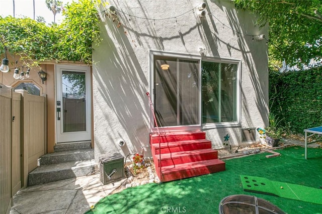 3432 Larissa Dr, Los Angeles, CA 90026 - property entrance featuring stucco siding