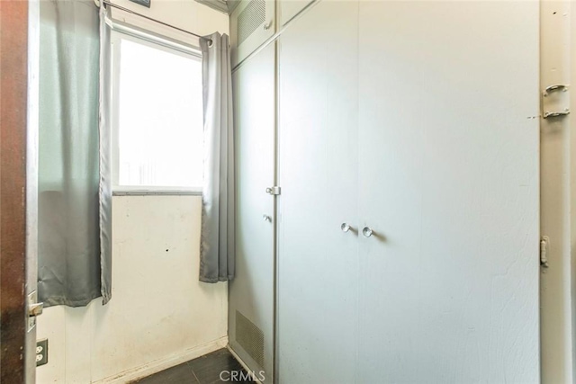 3432 Larissa Dr, Los Angeles, CA 90026 - bathroom featuring tile patterned floors
