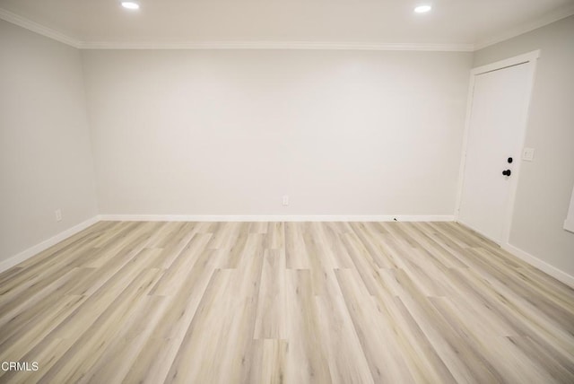 1925 Ginger St Unit 112, Oxnard, CA 93036 - unfurnished room featuring recessed lighting, light wood-style flooring, and ornamental molding