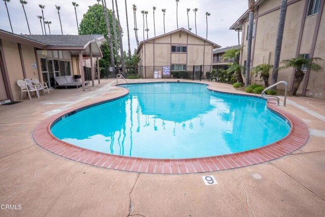 1925 Ginger St Unit 112, Oxnard, CA 93036 - community pool featuring a patio