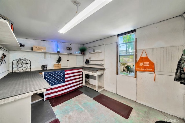 520 W Santa Clara Ave, Santa Ana, CA 92706 - misc room featuring concrete floors