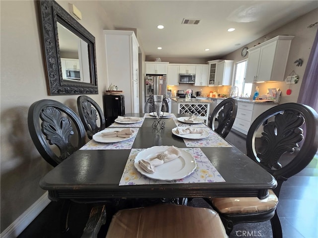 1315 Plaza Way, Perris, CA 92570 - dining room featuring recessed lighting