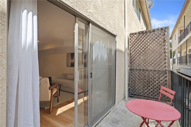 525 E Verdugo Ave Unit E, Burbank, CA 91501 - view of balcony