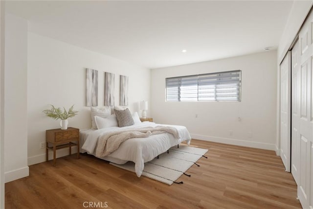525 E Verdugo Ave Unit E, Burbank, CA 91501 - bedroom with a closet, light wood-type flooring, and recessed lighting