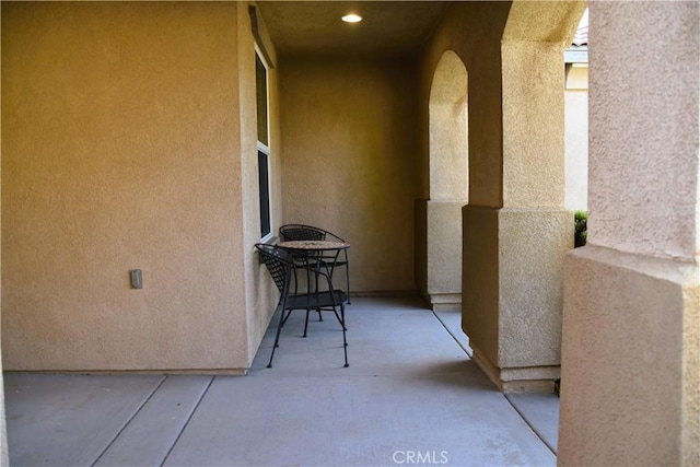 16558 Jasmine St, Victorville, CA 92395 - view of patio / terrace